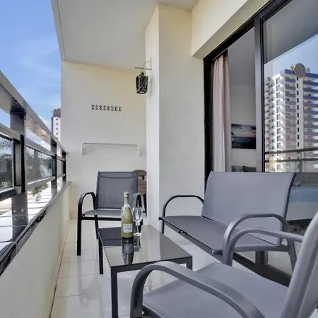 Lejlighed 212 Elegant, Renovated, Confortable