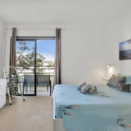 212 Elegant, Renovated, Confortable Lejlighed Playa Paraíso