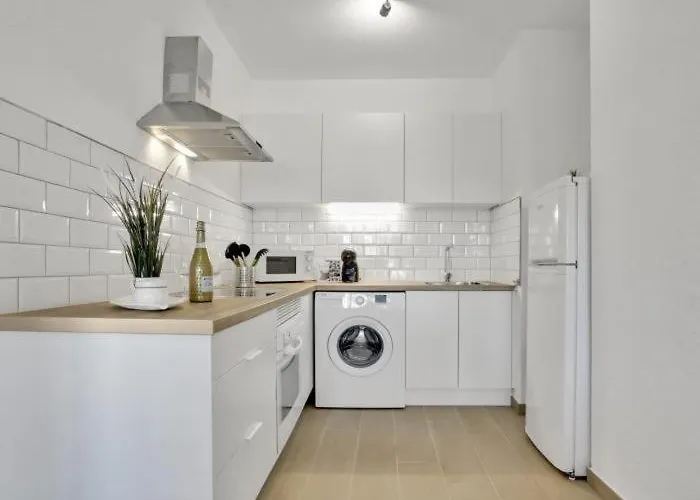 212 Elegant, Renovated, Confortable Playa Paraiso (Tenerife)